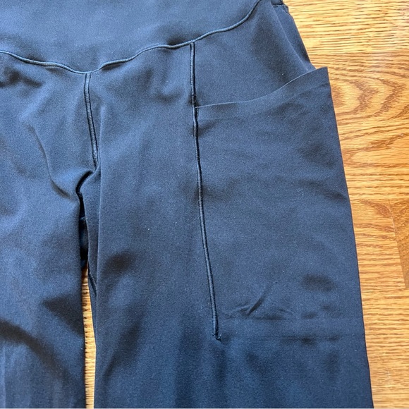 Aerie Real Me Leggings with Pockets 25” - Picture 5 of 14